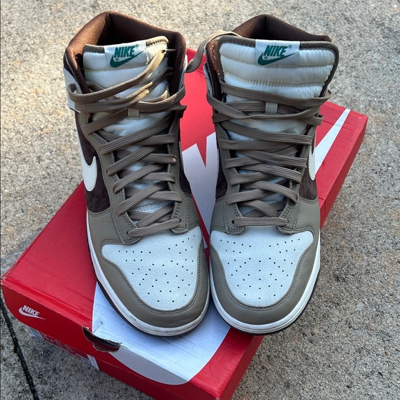 Nike Dunk Hi Retro PRM (Excellent Condition) - Picture 1 of 11